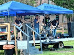 Flirtin’ With Disaster performs as part of Florida’s summer concert series.