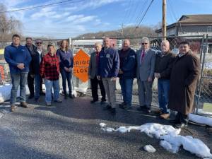 Florida Mayor Dan Harter Jr. with Warwick Town Supervisor Jesse Dwyer and other officials.