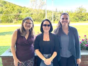 Race directors Elizabeth Barrett-Zahn, Jackie Perez, and Christine Koenig.