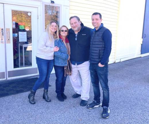 Roccoroma’s ‘Mamma’ and Thomas Mastrantoni, center, with Trailside’s Paul Corey, right, and his partner Denise Guion, left.