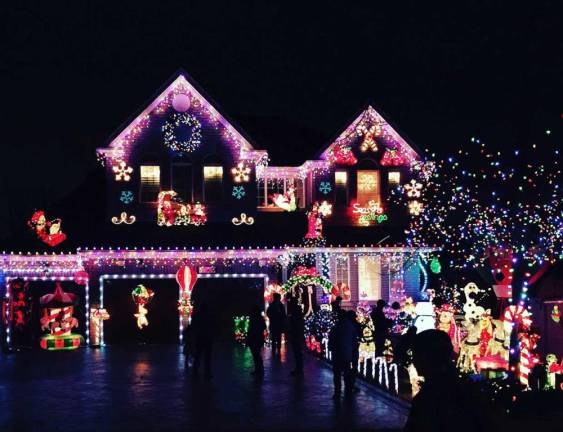 Greenwood Lake to hold Holiday House Decoration Contest