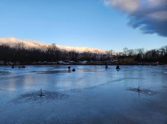 Florida holds ice fishing event