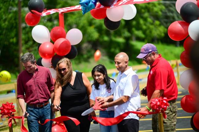 State Sen. James Skoufis, Wawayanda Supervisor Denise Quinn, Navkiran Pandher, Tony Pandher, and Al Daula at Tuesday’s grand opening of County Road Cannabis in New Hampton.