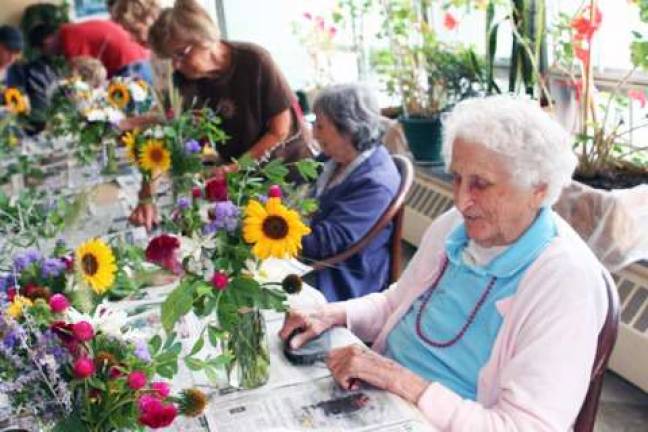 Gardeners bring summer to Mt. Alverno