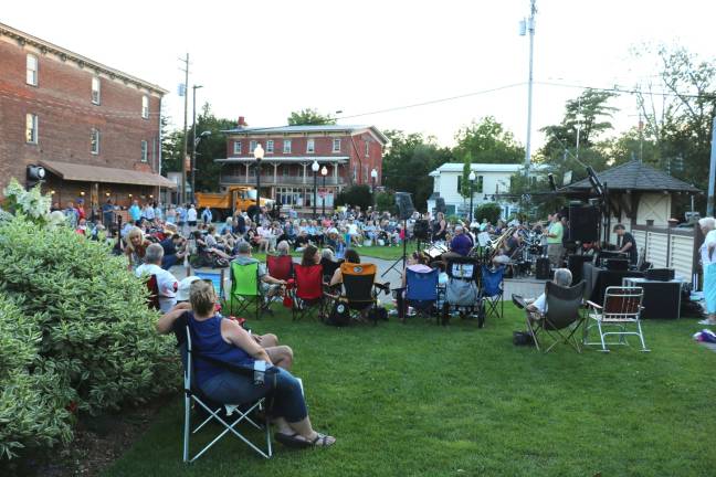 Approximately 400 people had an opportunity to enjoy a free concert by the New York Swing Exchange big band.