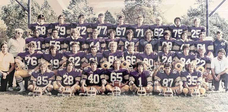 Warwick’s 1984 Orange County championship football team.