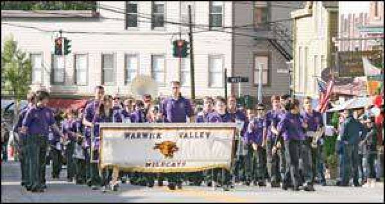 Warwick's Homecoming Day Parade