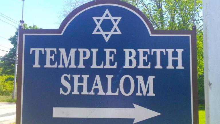 The sign for Temple Beth Shalom off Route 94 in Florida.